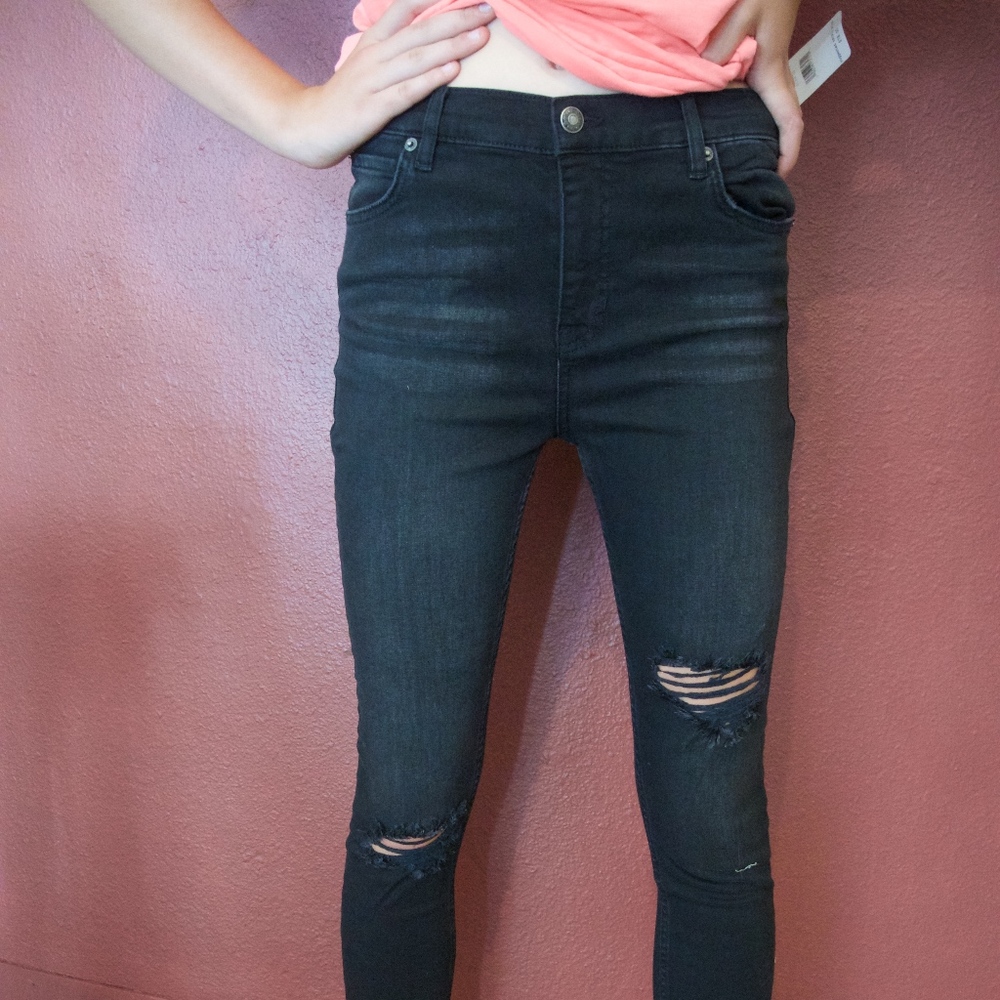 Free People Jeans | Shark Bite Skinny Jeans Black - Picture 6 of 8
